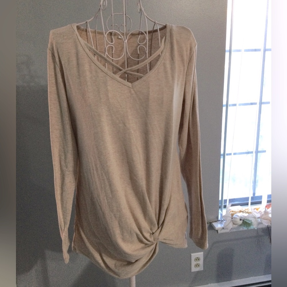 NiaShot Amazon women beige long sleeve v neck top shirt new
